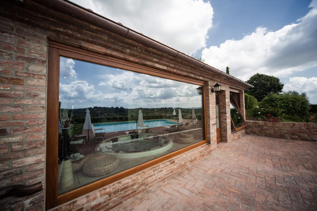 Agriturismo Sanguineto Acquaviva  Exterior photo